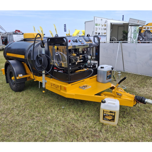 V-TUF DELUGE 11HP 200bar, 15L/min DIESEL KOHLER 2000 ltr Highway Trailer Bowser HOT Pressure Washer (Electric Key Start)